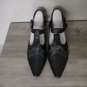 Fidji black leather mary jane pumps - low heel - size 38.5 - size 8.5 - NEW